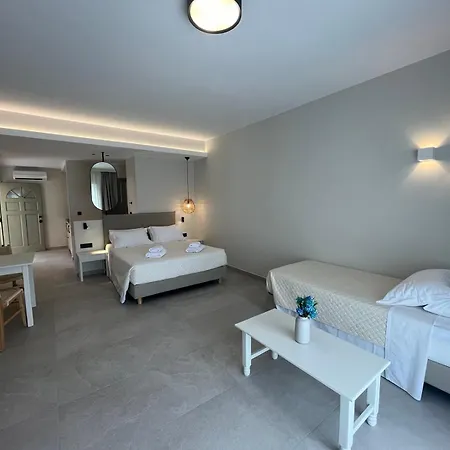 Mediterranean Sea Floor Hotel *