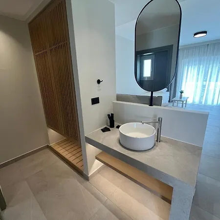 Mediterranean Sea Floor Hotel *