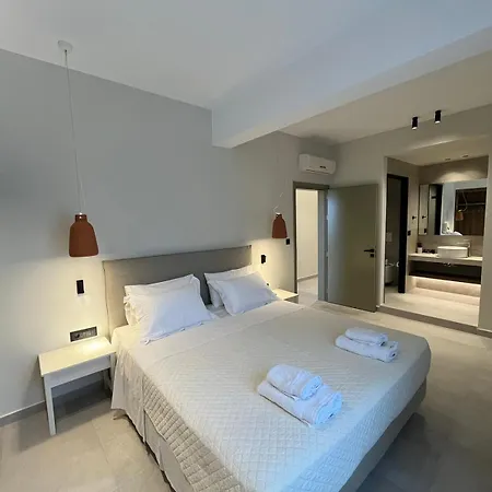 Mediterranean Sea Floor Hotel *
